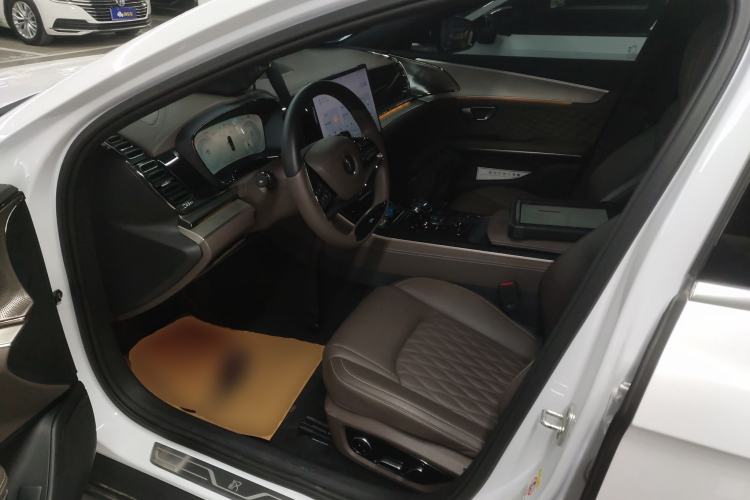 Used BYD Han 2023 DM-i Champion Edition 121KM Prestige Model
