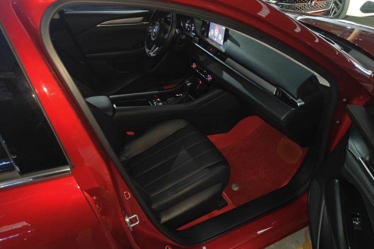 Used Mazda Atenza 2020 2.0L Blue Sky Luxury Edition