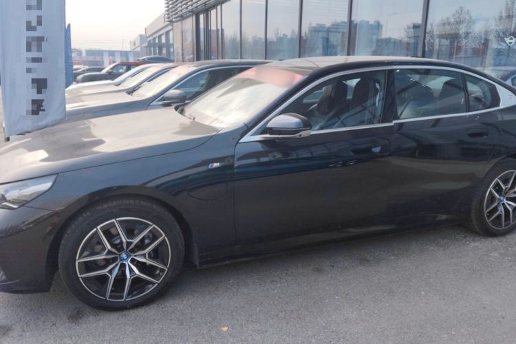 Used BMW i5 2024 eDrive 35L M Sport Package
