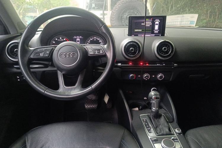 Used Audi A3 2018 30th Anniversary Edition Sportback 35 TFSI Fashion Model
