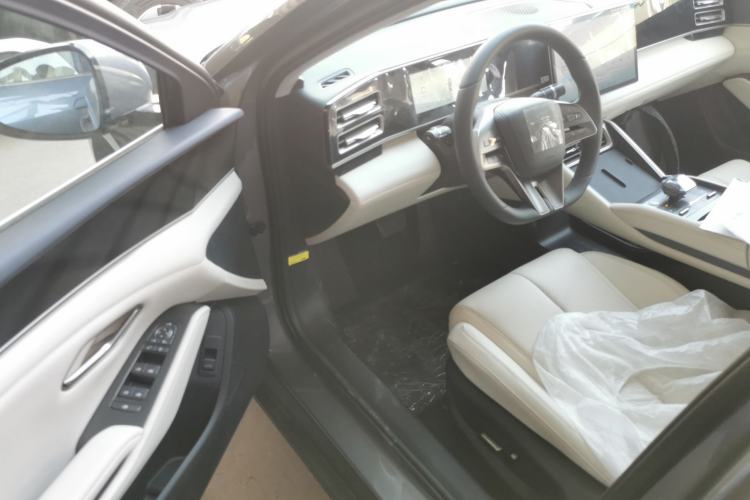 Used BYD Qin L 2024 DM-i 120KM Beyond Model
