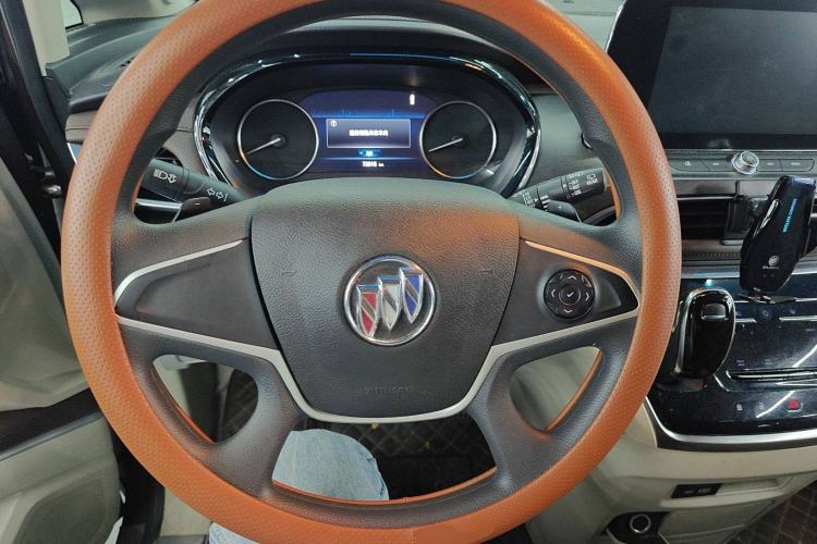 Used Buick GL8 2020 Land Cruiser Executive Class 652T Comfort Model
