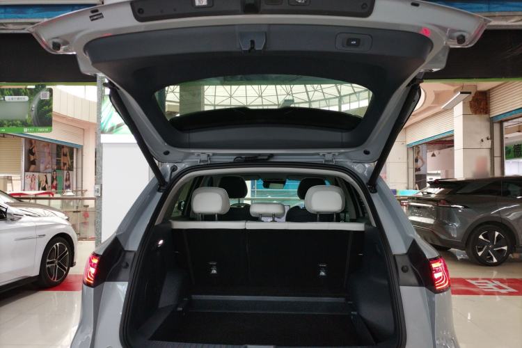 Used  E5 2024 530 km Exploration+ Version
