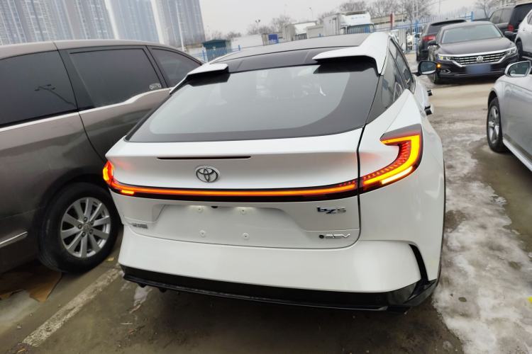 Used Toyota bZ5 2025 Model 550 PRO