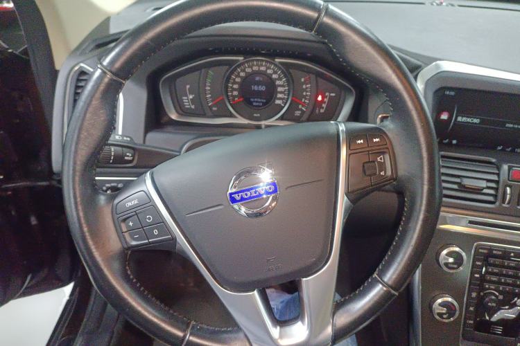 Used Volvo XC60 2014 T5 Zhiyi Edition
