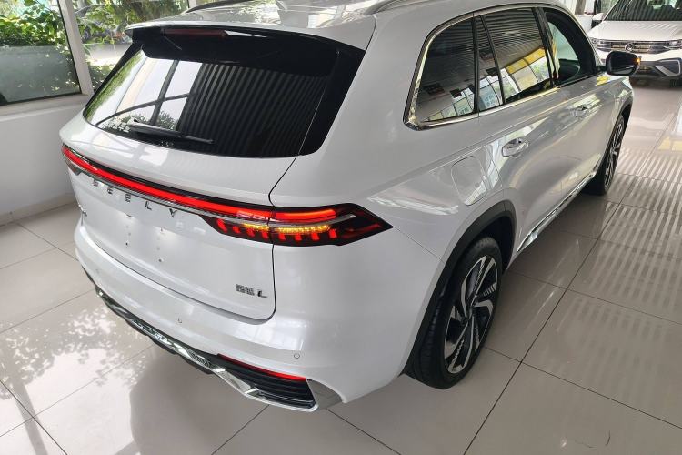 Used Geely Auto Monjaro L 2024 2.0TD High-Power Automatic Two-Wheel Drive Skyline Edition
