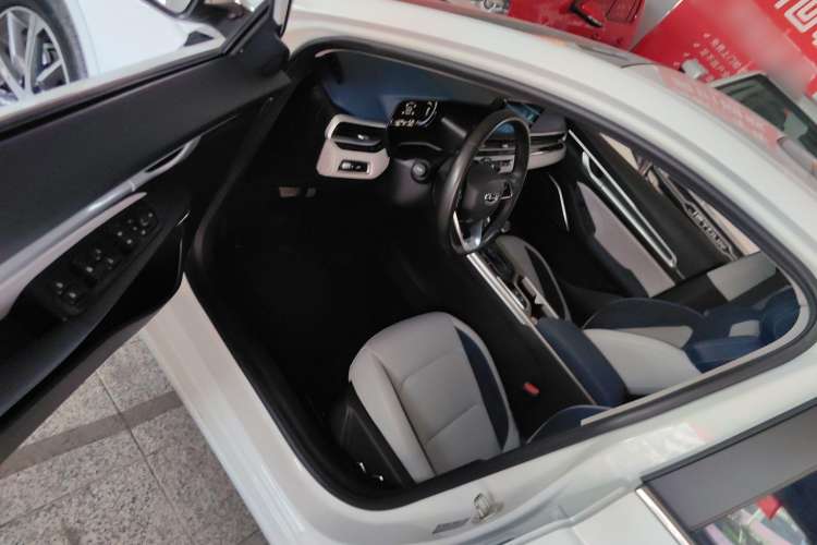 Used Geely Auto Emgrand 2022 4th Generation 1.5L CVT Flagship Model
