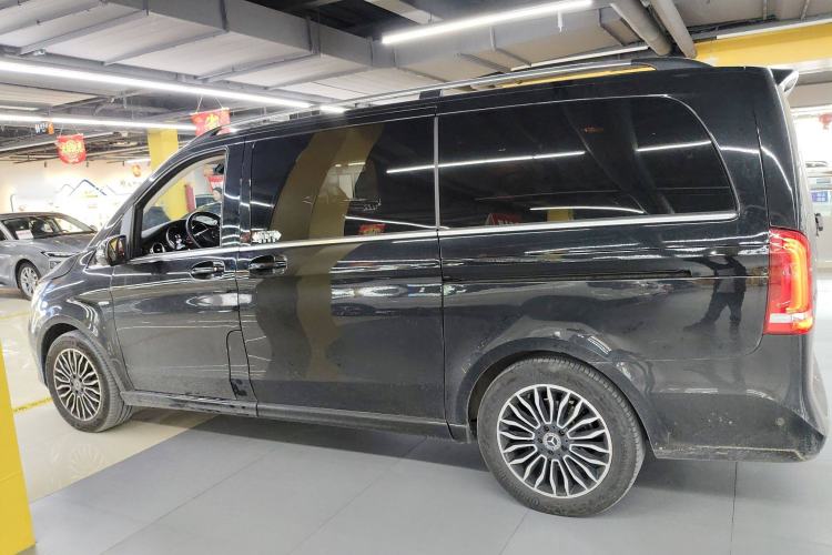 Used Mercedes-Benz V-Class 2018 V 260 Prestige Edition China VI
