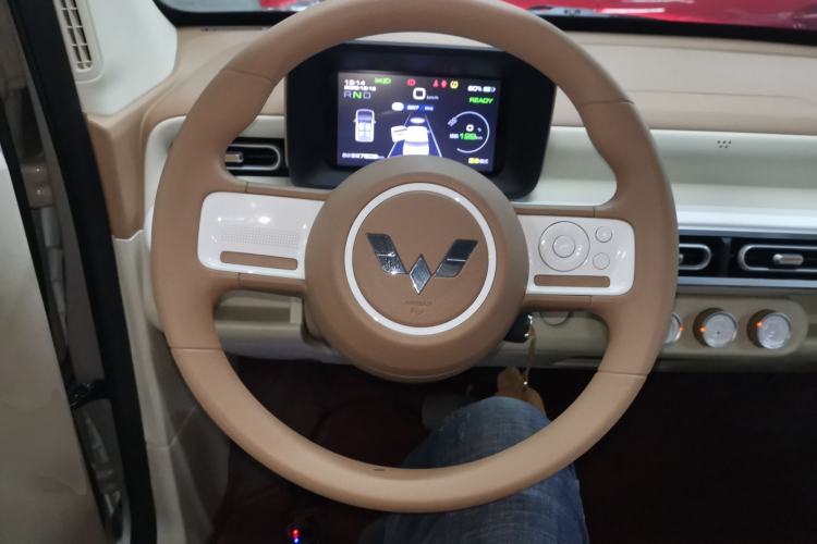 Used Wuling Hongguang MINIEV 2024 3rd Generation 215km Youth Edition
