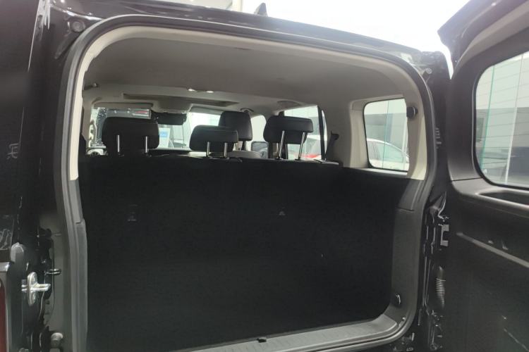 Used Tank 300 2023 City Edition 2.0T—Stylish as Ever
