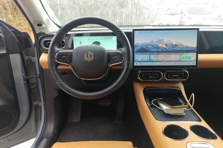 Used Leapmotor C11 2024 All-Electric 580 Luxury Edition
