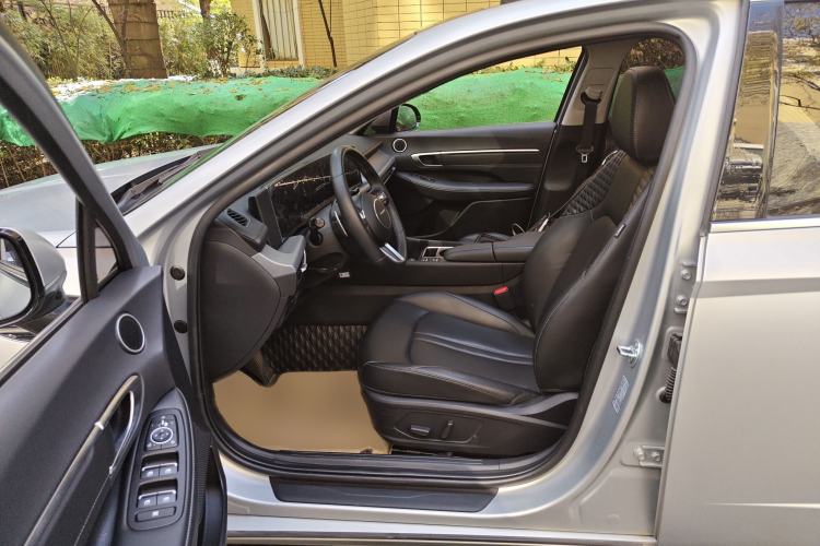 Used Hyundai Sonata 2024 1.5T Pro
