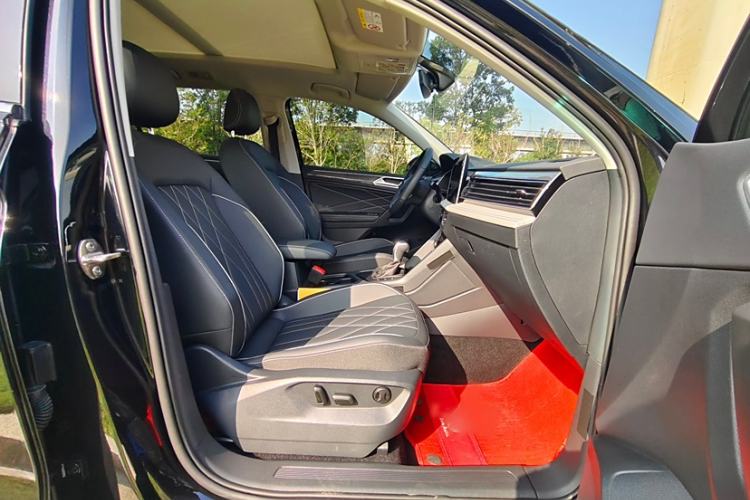 Used Volkswagen Tiguan L 2024 330TSI Automatic Two-Wheel Drive R-Line Enhanced Edition
