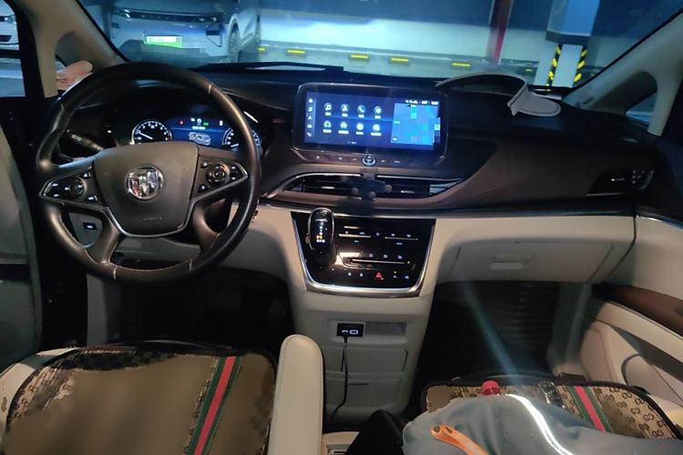 Used Buick GL8 2022 Land Executive Class 652T Prestige Model