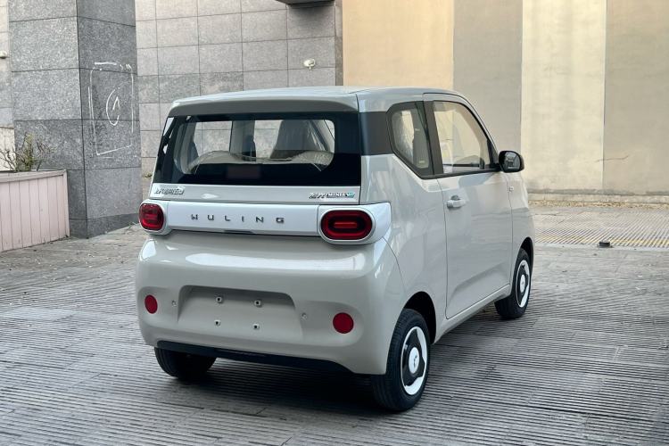 Used Wuling Hongguang MINIEV 2024 3rd Generation 215km Youth Edition
