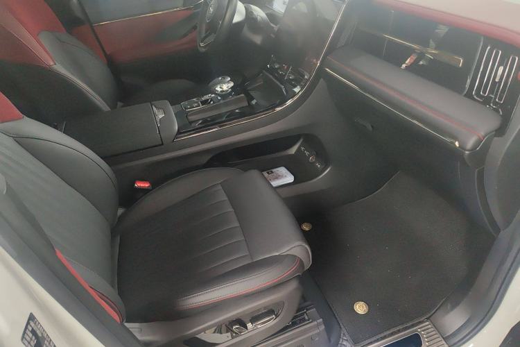 Used GAC Trumpchi M8 2023 Zongshi Series Dual-Motor Supreme Edition