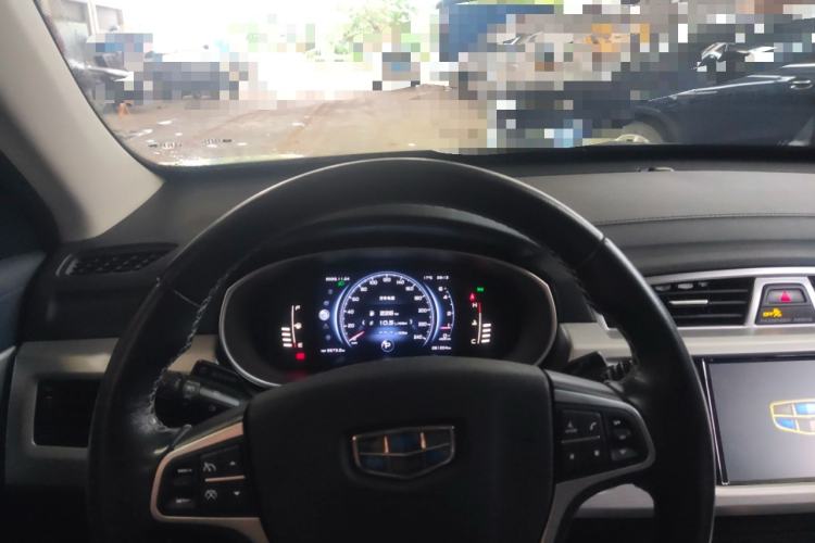 Used Geely Auto Emgrand X7 Sport 2018 1.8TD Automatic Two-Wheel Drive Smart Connect 4G Internet Edition
