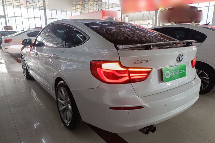Used BMW 3 Series GT 2018 320i Sport Edition