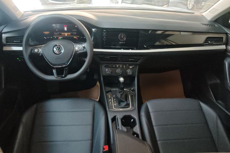 Used Volkswagen Lavida 2022 1.5L Automatic Comfort Edition
