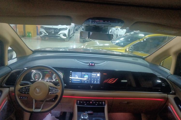 Used VOYAH Dream 2024 PHEV Extended-Range Premium Edition
