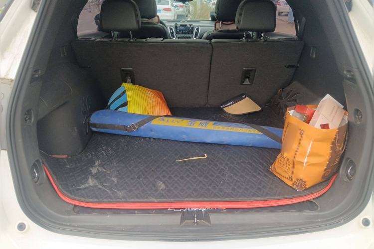 Used Chevrolet Equinox 2019 535T Automatic YuJie Edition China VI
