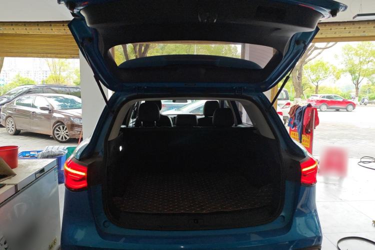 Used MG HS 2019 20T Automatic Two-Wheel Drive Luxury Edition China VI Standard
