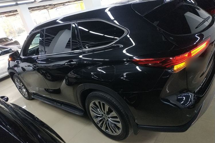 Used Toyota Highlander 2022 Dual-Engine 2.5L Four-Wheel Drive Prestige Version 7 Seats
