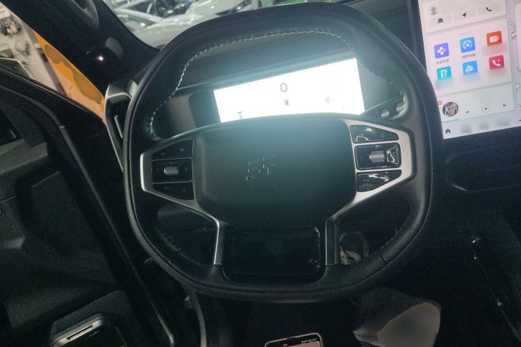 Used JETOUR Traveler 2023 2.0T All-Wheel Drive CrossPRO+
