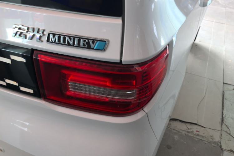 Used Wuling Hongguang MINIEV 2021 Macaron Fashion Edition Lithium-Ion Battery