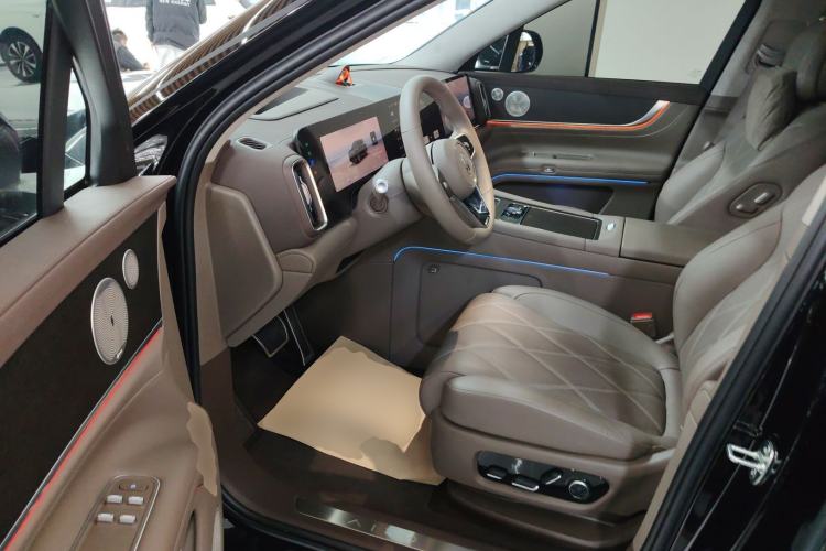 Used Hima AITO M9 2025 Extended-Range Ultra Version 52 kWh 5-Seater Edition