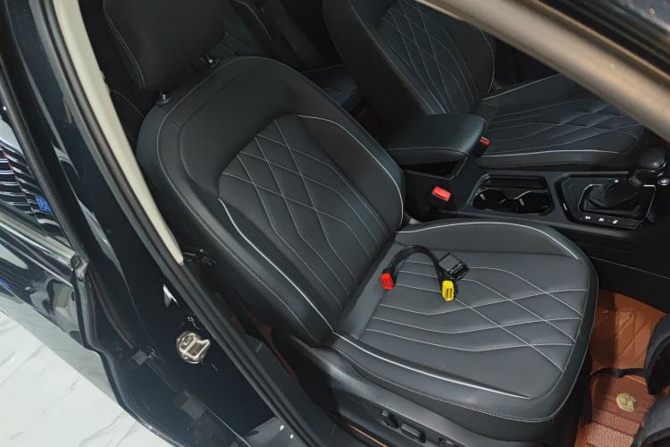 Used Volkswagen Tiguan L 2022 330TSI Automatic Two-Wheel Drive R-Line Enhanced Edition