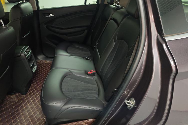 Used Buick Envision 2018 20T Two-Wheel-Drive Leading Model
