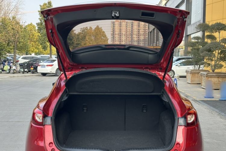 Used Mazda CX-4 2016 2.0L Automatic 2WD Blue Sky Luxury Edition
