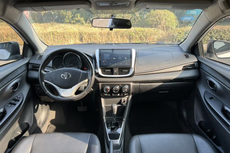 Used Toyota YARiS L 2016 Revised 1.5E CVT Charming Edition