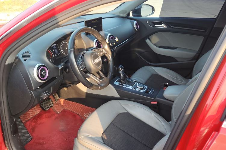 Used Audi A3 2017 Sportback 35 TFSI Fashion Model
