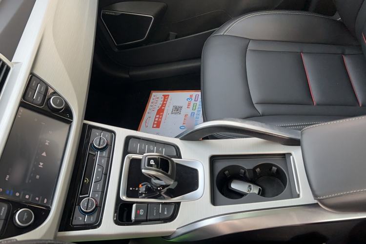 Used Geely Auto Emgrand X7 Sport 2020 1.8TD DCT Two-Wheel Drive Smart Connect 4G-Enabled Version