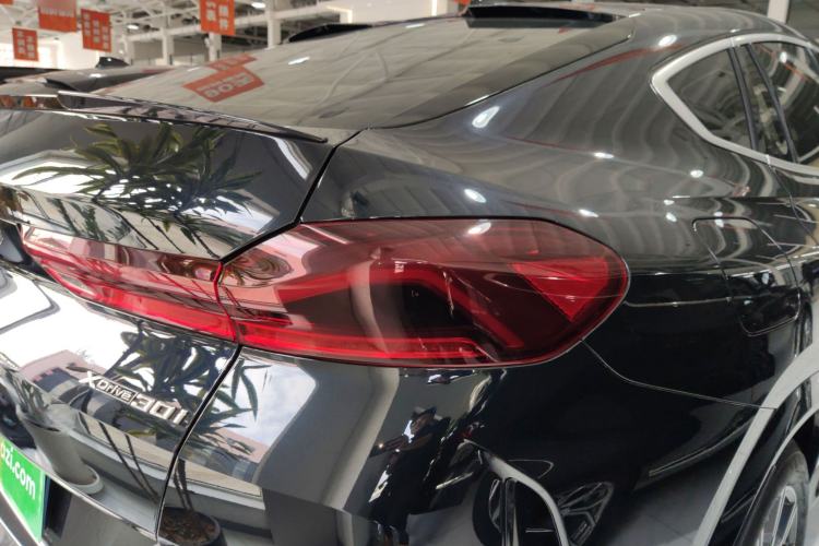 Used BMW X6 2021 xDrive30i M Sport Package
