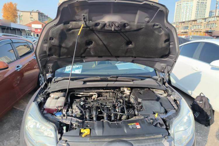 Used Ford Focus 2012 Sedan 1.6L Automatic Comfort Model
