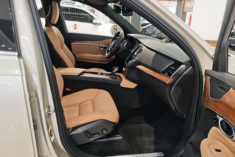 Used Volvo XC90 2018 T6 Zhiyi Edition 7-Seater
