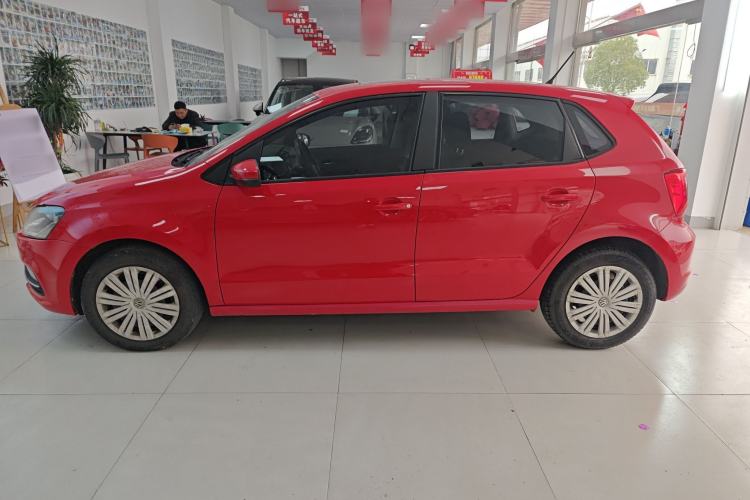 Used Volkswagen Polo 2016 1.6L Automatic Comfort Model
