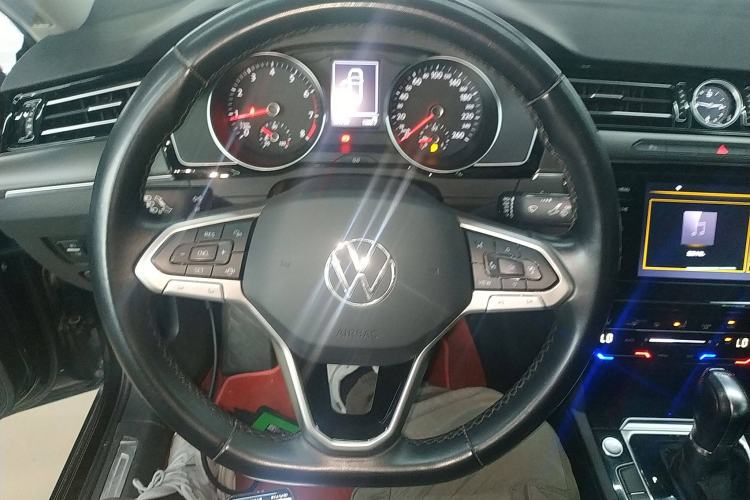 Used Volkswagen Magotan 2020 330TSI DSG Leading Model
