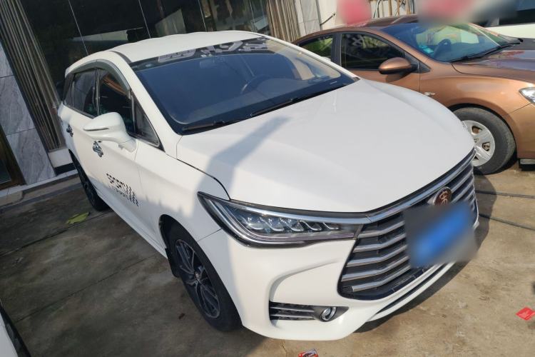 Used BYD Song MAX 2017 1.5T Automatic Smart Connect Luxury 7-Seater
