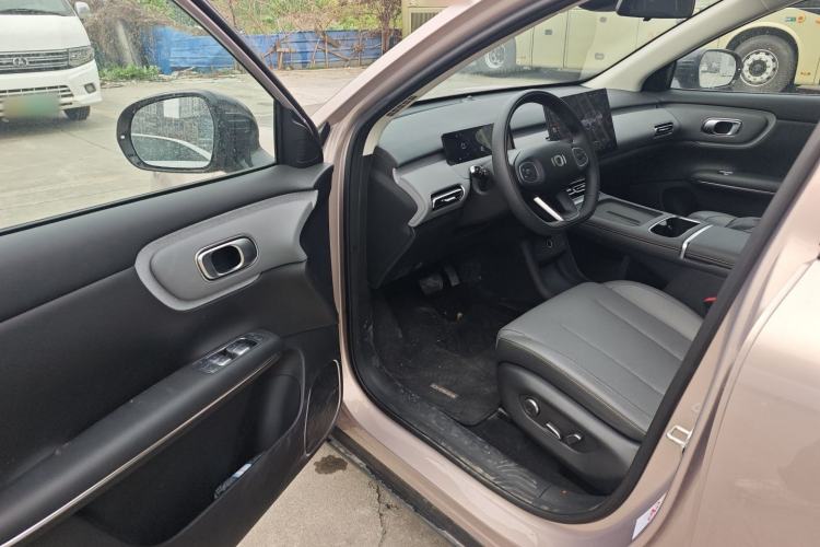 Used  Q05 2026 Model 405Max
