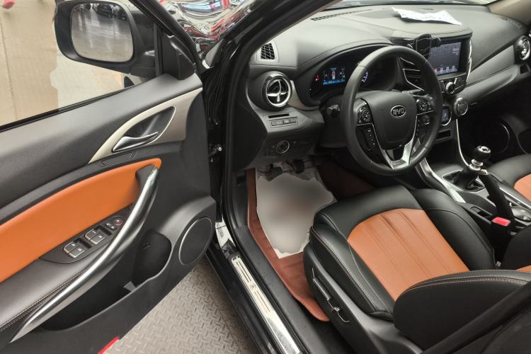 Used BYD Song 2016 1.5TI Manual Luxury Model