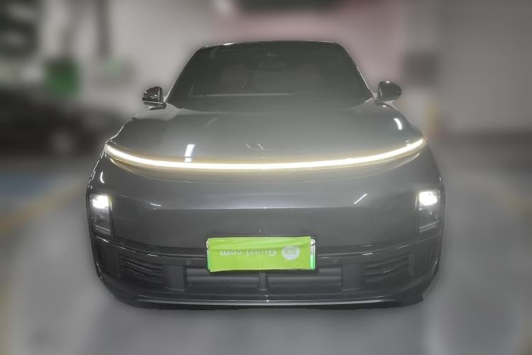 Used Li Auto L8 2023 Pro Model
