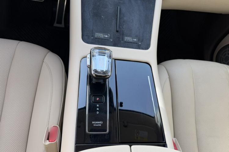 Used Hima AITO M7 2024 1.5T Rear-Drive Plus Version 5 Seats
