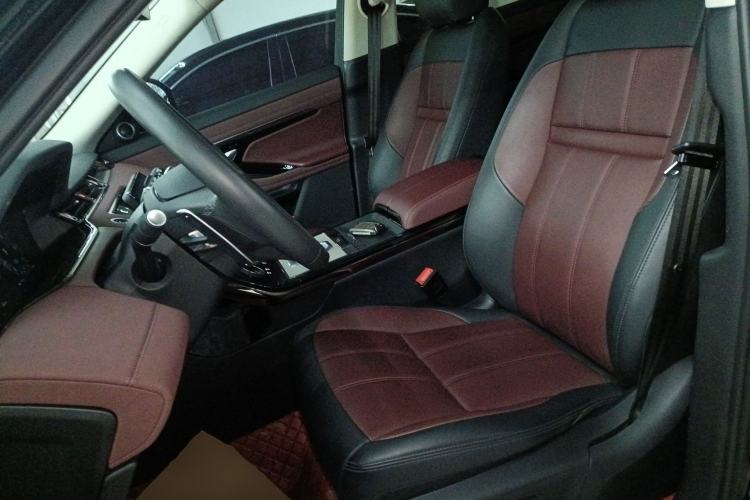 Used Land Rover Range Rover Evoque 2023 Aurora L 249 PS Luxury Edition
