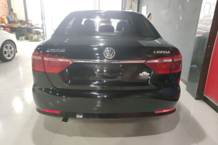 Used Volkswagen Lavida 2013 Revised Classic 1.6L Manual Fashion Edition
