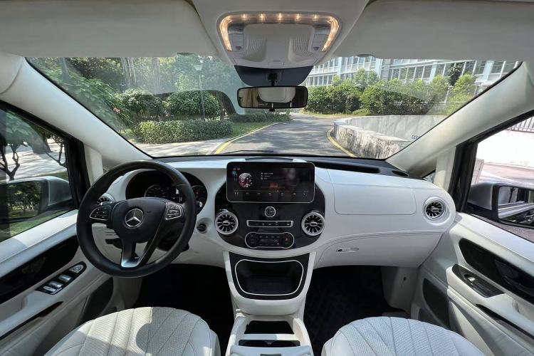 Used Mercedes-Benz Vito 2021 2.0T Elite Version 7 Seats
