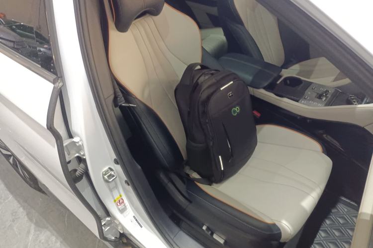 Used BYD Song PLUS New Energy 2023 Champion Edition EV 520KM Prestige Model
